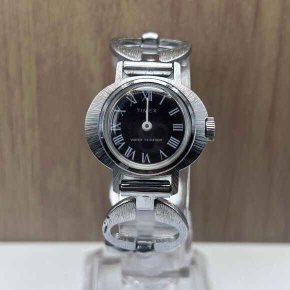 Vintage Timex Dynamic France Ladies Watch Oval Roman Dial Mechanical PARTS 25mm - Picture 2 of 4